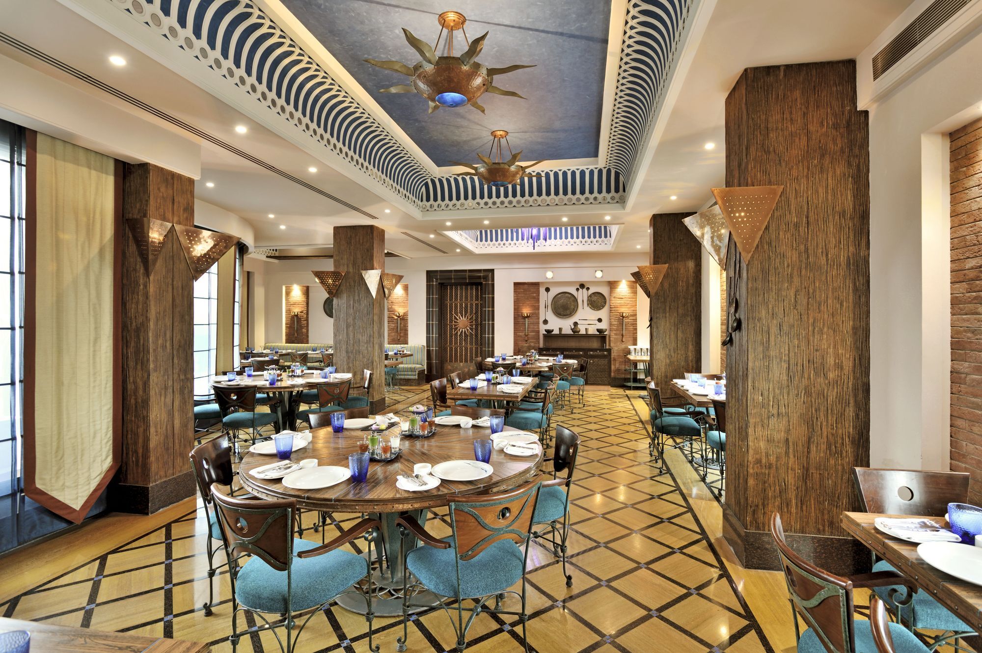Radisson Noida Hotel Екстериор снимка