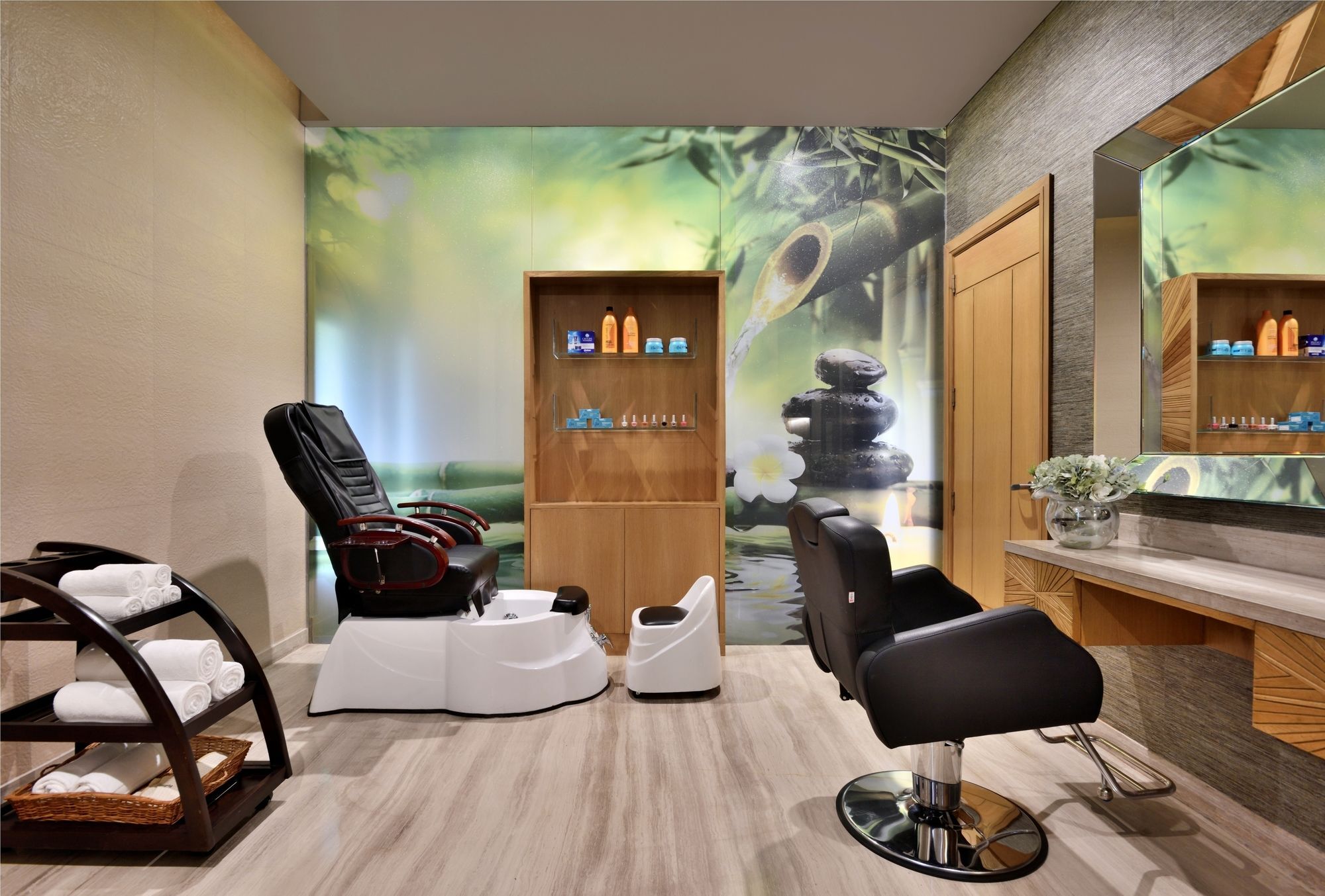 Radisson Noida Hotel Екстериор снимка