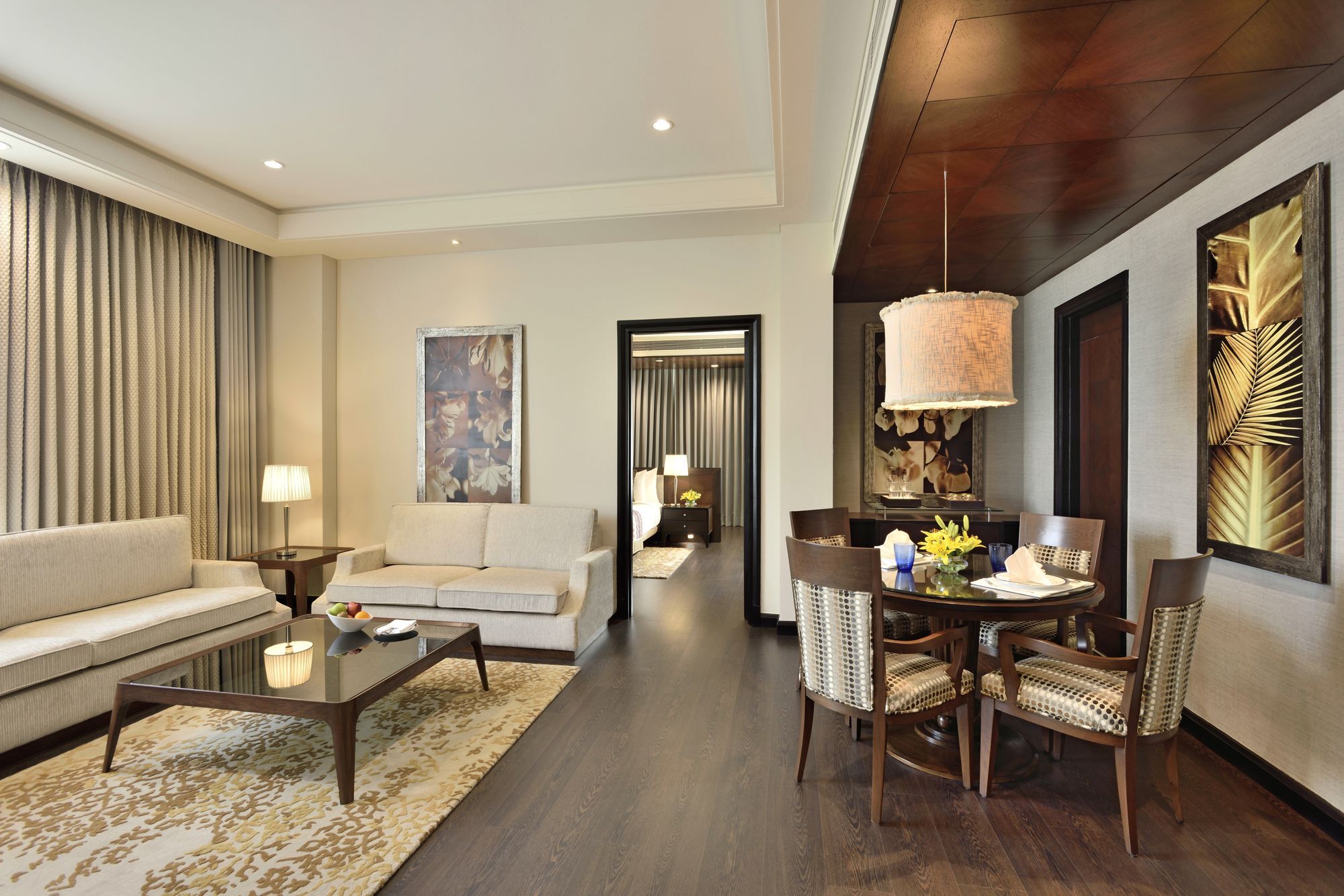 Radisson Noida Hotel Екстериор снимка